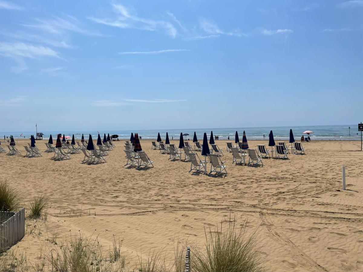 Malibu Apartments Bibione Eksteriør bilde
